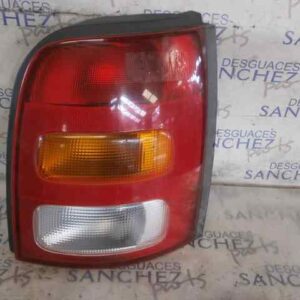 PILOTO TRASERO DERECHO NISSAN MICRA (K10) 1.2 CAT