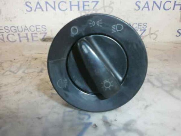 MANDO LUCES VOLKSWAGEN GOLF IV BERLINA  (1J1) 1.9 SDI - Imagen 2