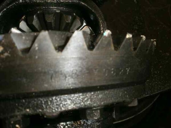 DIFERENCIAL TRASERO MITSUBISHI MONTERO (L040) 2.5 Turbodiesel