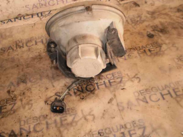 FARO ANTINIEBLA DERECHO HYUNDAI H 1 2.5 Diesel - Imagen 2