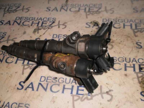 INYECTOR RENAULT MEGANE II BERLINA 5P 1.9 dCi Diesel - Imagen 2