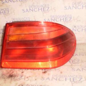 PILOTO TRASERO DERECHO MERCEDES CLASE E (W210) BERLINA 2.8 24V CAT