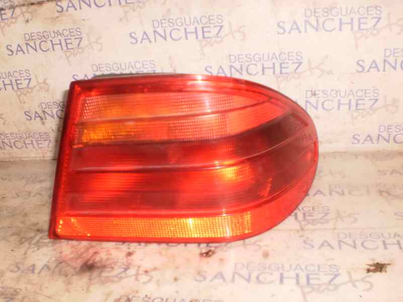 PILOTO TRASERO DERECHO MERCEDES CLASE E (W210) BERLINA 2.8 24V CAT