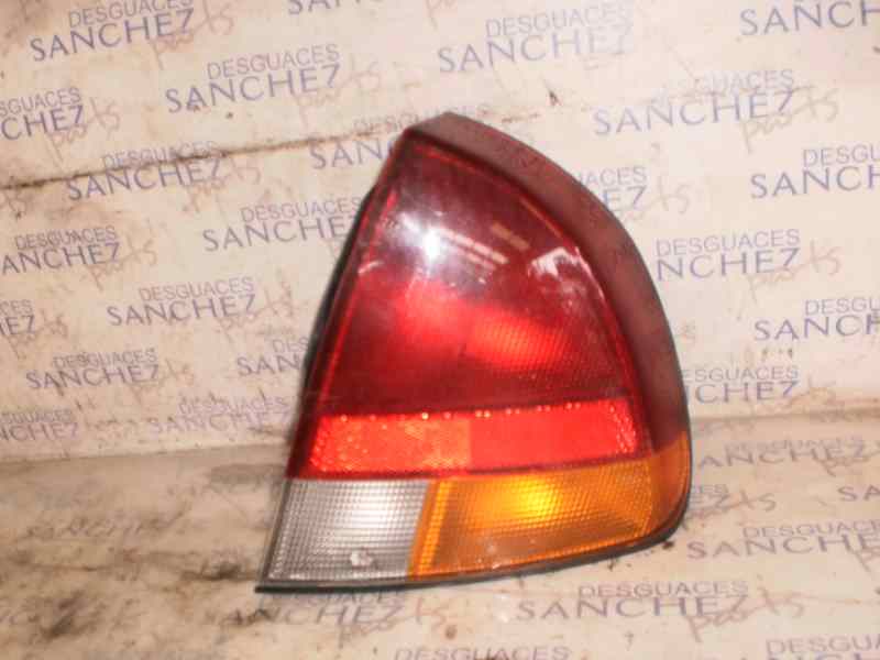 PILOTO TRASERO DERECHO MITSUBISHI CARISMA BERLINA 4 (DA0) 2.0 CAT