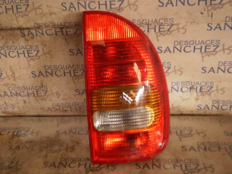 PILOTO TRASERO DERECHO OPEL CORSA B 1.5 Turbodiesel (LM0)