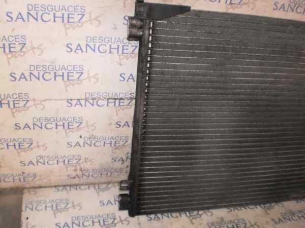 CONDENSADOR / RADIADOR  AIRE ACONDICIONADO RENAULT TRAFIC CAJA CERRADA (AB 4.01) 2.0 dCi Diesel CAT - Imagen 2