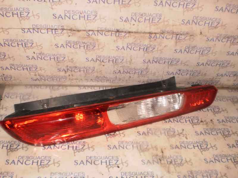 PILOTO TRASERO DERECHO FORD FOCUS BERLINA (CAP) 1.8 CAT