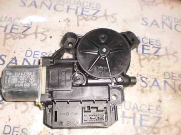 MOTOR ELEVALUNAS TRASERO IZQUIERDO VOLKSWAGEN POLO (6C1) 1.4 TDI