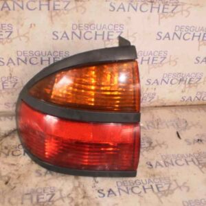 PILOTO TRASERO IZQUIERDO RENAULT LAGUNA (B56) 1.9 dCi Diesel CAT