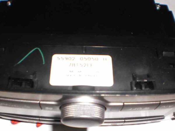 MANDO CLIMATIZADOR TOYOTA AVENSIS BERLINA (T25) 2.2 D-4D CAT - Imagen 2