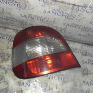 PILOTO TRASERO IZQUIERDO RENAULT SCENIC (JA..) 1.9 Diesel