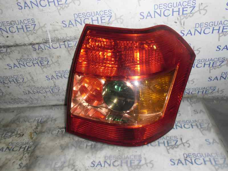 PILOTO TRASERO DERECHO TOYOTA COROLLA (E12) 1.8