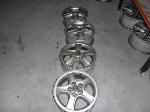 LLANTA HYUNDAI SANTA FE (SM) 2.0 CRDi CAT - Imagen 2