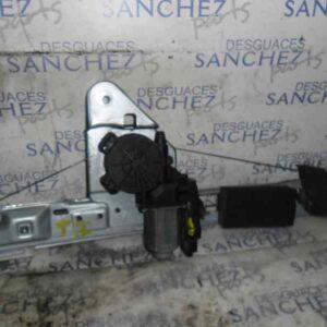 MOTOR ELEVALUNAS TRASERO IZQUIERDO RENAULT MEGANE II BERLINA 5P 1.9 dCi Diesel