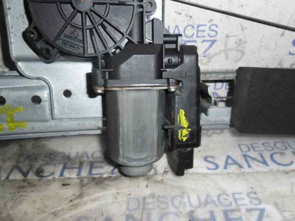 MOTOR ELEVALUNAS TRASERO IZQUIERDO RENAULT MEGANE II BERLINA 5P 1.9 dCi Diesel - Imagen 2