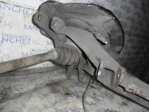MANGUETA TRASERA IZQUIERDA MITSUBISHI OUTLANDER (CW0) 2.0 DI-D CAT - Imagen 2