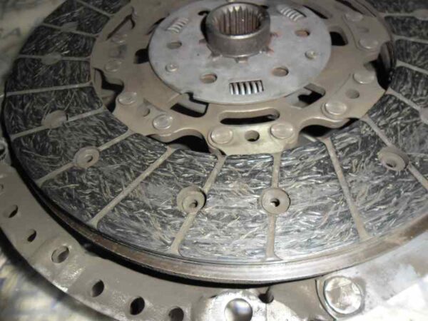 VOLANTE MOTOR FORD FOCUS LIM. (CB4) 1.6 TDCi CAT - Imagen 3