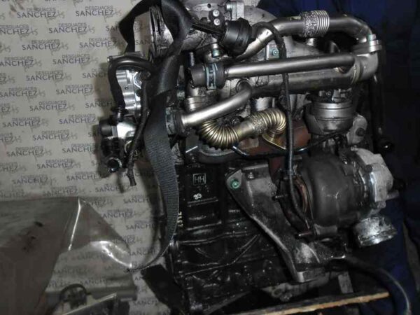 MOTOR COMPLETO VOLKSWAGEN PASSAT BERLINA (3B3) 1.9 TDI - Imagen 2