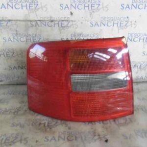 PILOTO TRASERO IZQUIERDO AUDI A4 AVANT (8E) 2.5 V6 24V TDI
