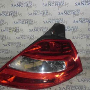 PILOTO TRASERO DERECHO RENAULT MEGANE II BERLINA 5P 1.9 dCi Diesel
