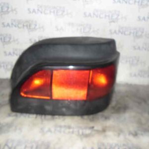 PILOTO TRASERO DERECHO RENAULT CLIO I PHASE III 1.2