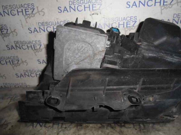 FARO DERECHO BMW SERIE 7 (E38) 3.5 V8 32V CAT - Imagen 3