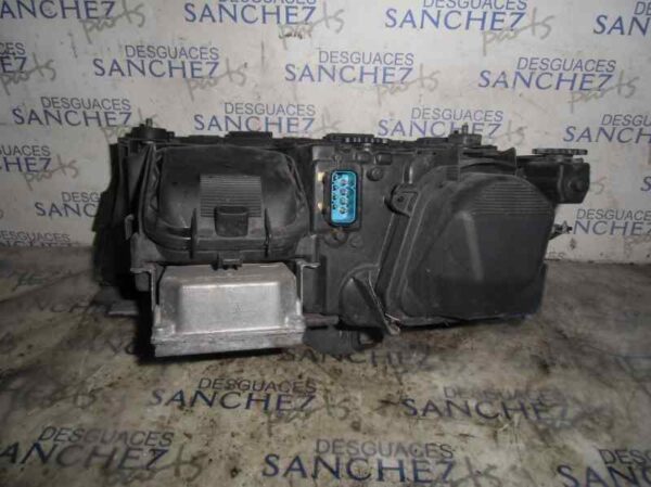 FARO DERECHO BMW SERIE 7 (E38) 3.5 V8 32V CAT - Imagen 2