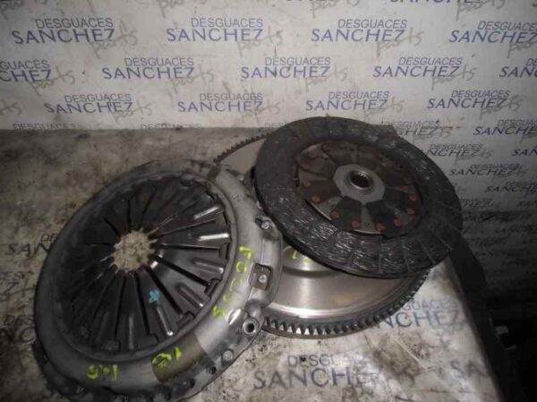 KIT EMBRAGUE FORD FOCUS LIM. Business - Imagen 2
