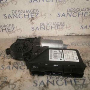 MOTOR ELEVALUNAS DELANTERO DERECHO AUDI A4 AVANT (8E) 1.9 TDI