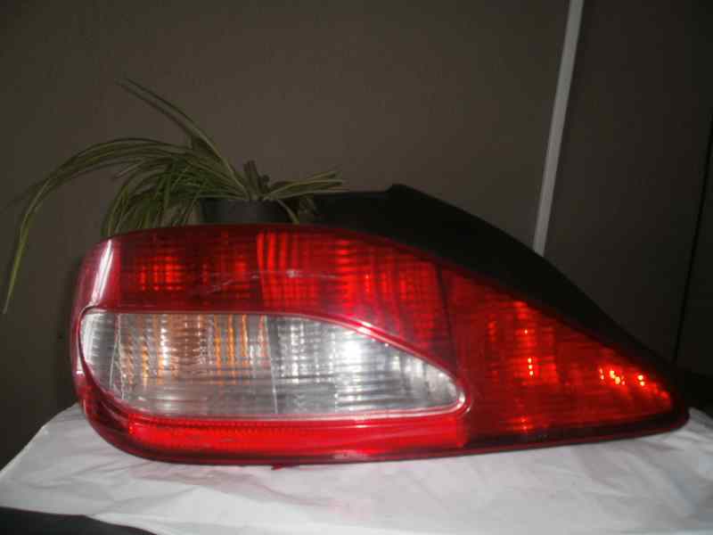 PILOTO TRASERO IZQUIERDO PEUGEOT 406 COUPE (S1/S2) 2.2