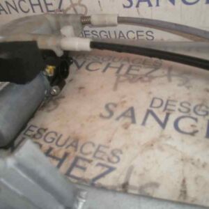 MOTOR ELEVALUNAS DELANTERO DERECHO RENAULT MEGANE II BERLINA 3P 1.9 dCi Diesel FAP CAT