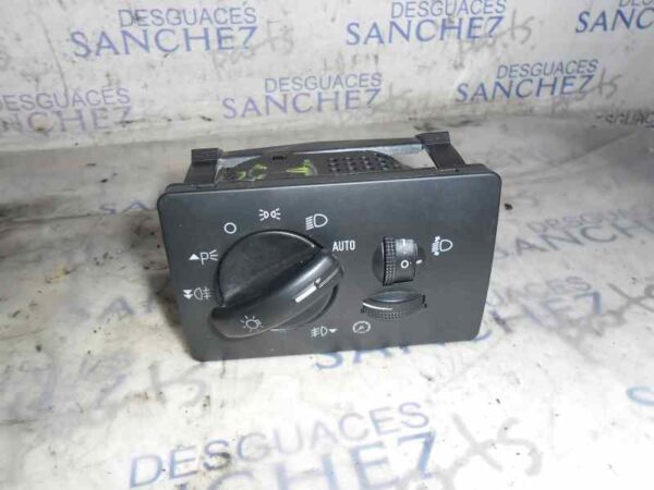 MANDO LUCES FORD FOCUS BERLINA (CAP) 1.6 16V CAT - Imagen 2