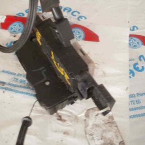 CERRADURA PUERTA DELANTERA DERECHA PEUGEOT 207 1.6 16V CAT