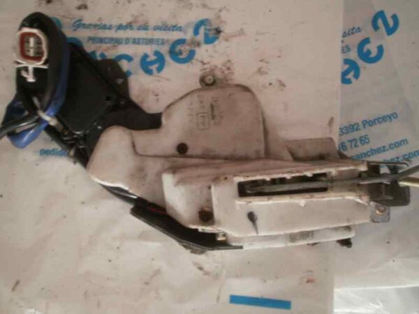CERRADURA PUERTA DELANTERA IZQUIERDA OPEL AGILA 1.2 16V CAT (Z 12 XE / LW4)