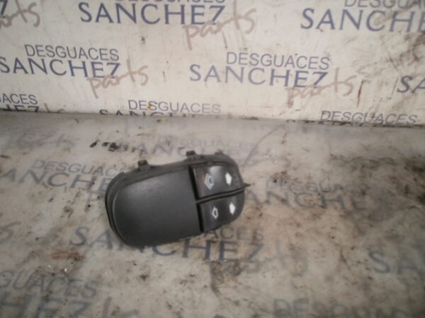 MANDO ELEVALUNAS CUATRO PUERTAS FORD FOCUS BERLINA (CAK) 1.8 16V CAT