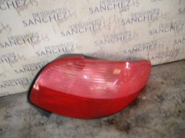 PILOTO TRASERO DERECHO PEUGEOT 206 CC 2.0 16V CAT