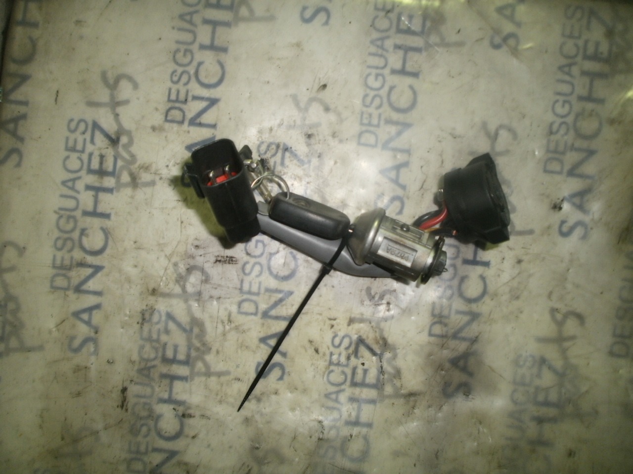 ANTIRROBO / LLAVE CONTACTO FORD FIESTA COURIER (DX) 1.8 TDDI Turbodiesel CAT