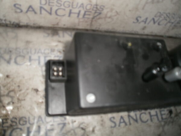 COMPRESOR CIERRE CENTRALIZADO MERCEDES CLASE E (W210) BERLINA DIESEL 3.0 Diesel CAT - Imagen 2