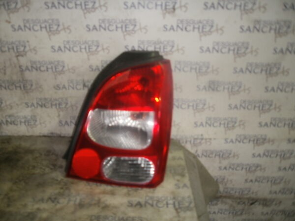 PILOTO TRASERO DERECHO RENAULT TWINGO 1.2