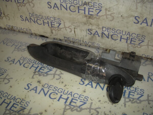 MANETA EXTERIOR DELANTERA IZQUIERDA FORD FOCUS BERLINA (CAK) 1.8 TDCi CAT