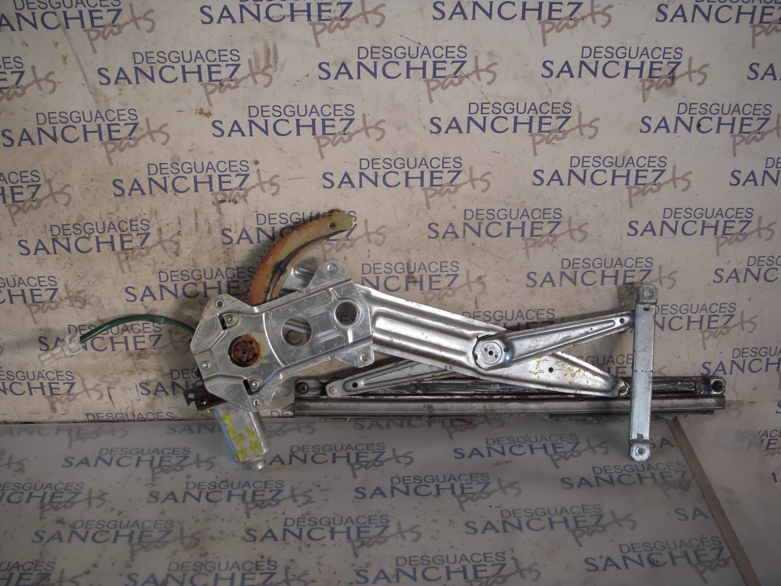 MOTOR ELEVALUNAS DELANTERO IZQUIERDO SUZUKI IGNIS RM (MH) 1.3 16V CAT