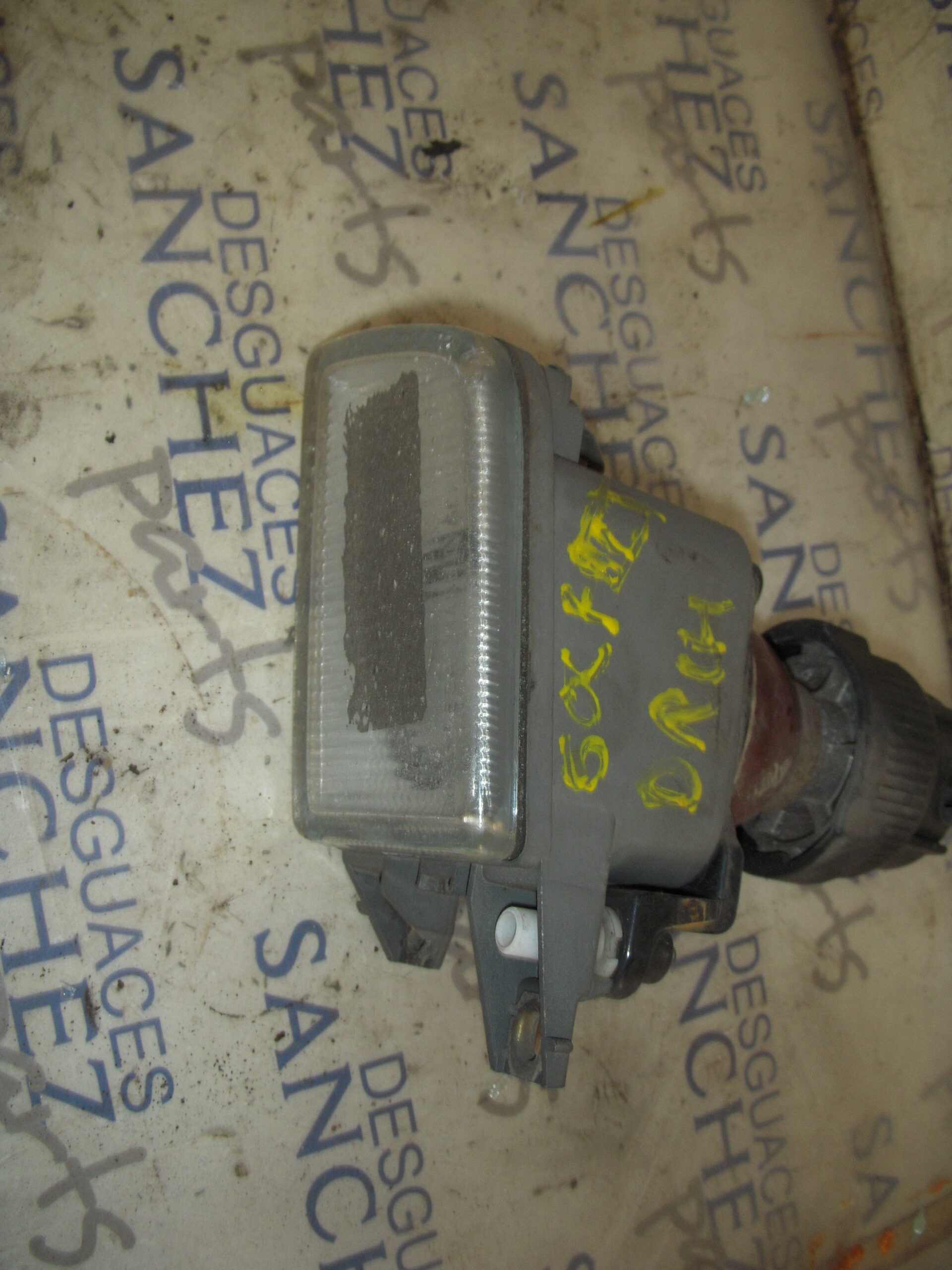 FARO ANTINIEBLA IZQUIERDO VOLKSWAGEN GOLF III BERLINA (1H1) 1.9 TDI