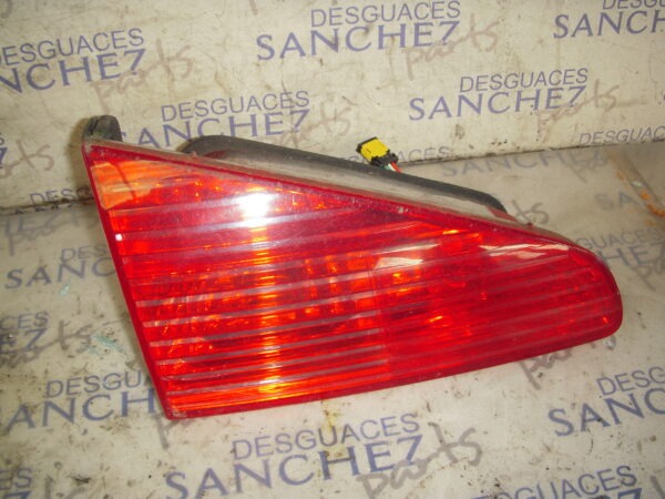 PILOTO TRASERO IZQUIERDO PEUGEOT 607 (S2) 2.2 HDi FAP CAT
