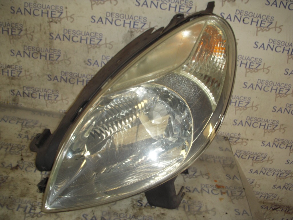 FARO IZQUIERDO CITROEN XSARA PICASSO 1.6
