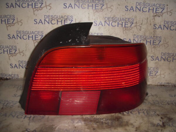 PILOTO TRASERO DERECHO BMW SERIE 5 BERLINA (E39) 2.5 Turbodiesel CAT
