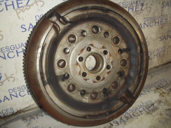 VOLANTE MOTOR VOLKSWAGEN PASSAT BERLINA (3C2) 2.0 TDI - Imagen 2