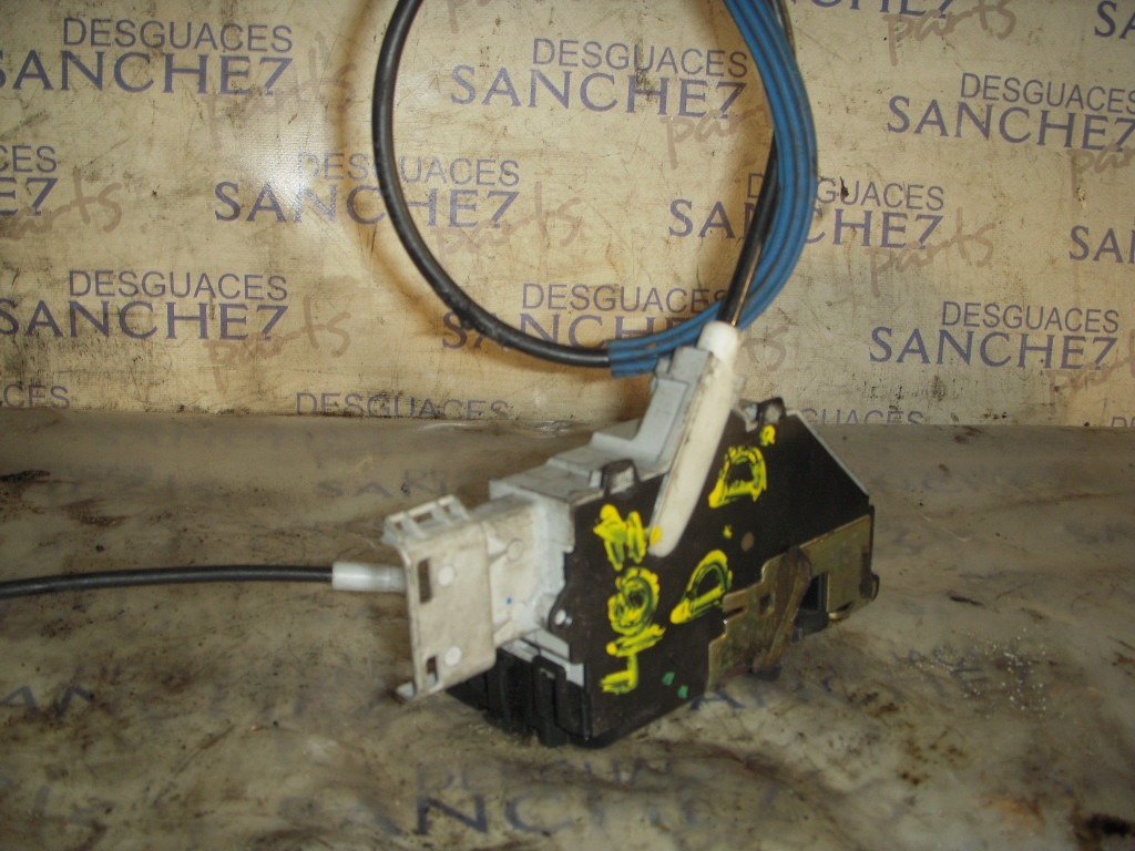 CERRADURA PUERTA DELANTERA DERECHA PEUGEOT 407 2.0 16V HDi CAT (RHR / DW10BTED4)
