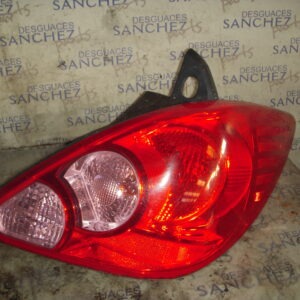 PILOTO TRASERO DERECHO NISSAN TIIDA (C11X/SC11X) 1.5 dCi Turbodiesel CAT