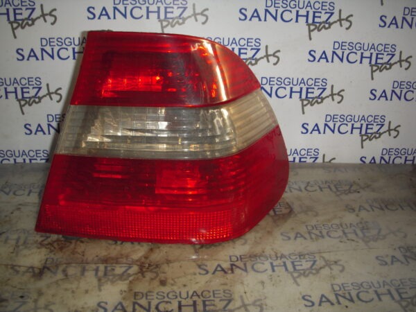 PILOTO TRASERO DERECHO BMW SERIE 3 BERLINA (E46) 2.0 16V Diesel CAT
