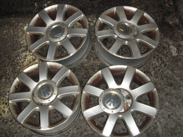 JUEGO LLANTAS VOLKSWAGEN GOLF IV BERLINA  (1J1) 1.9 TDI